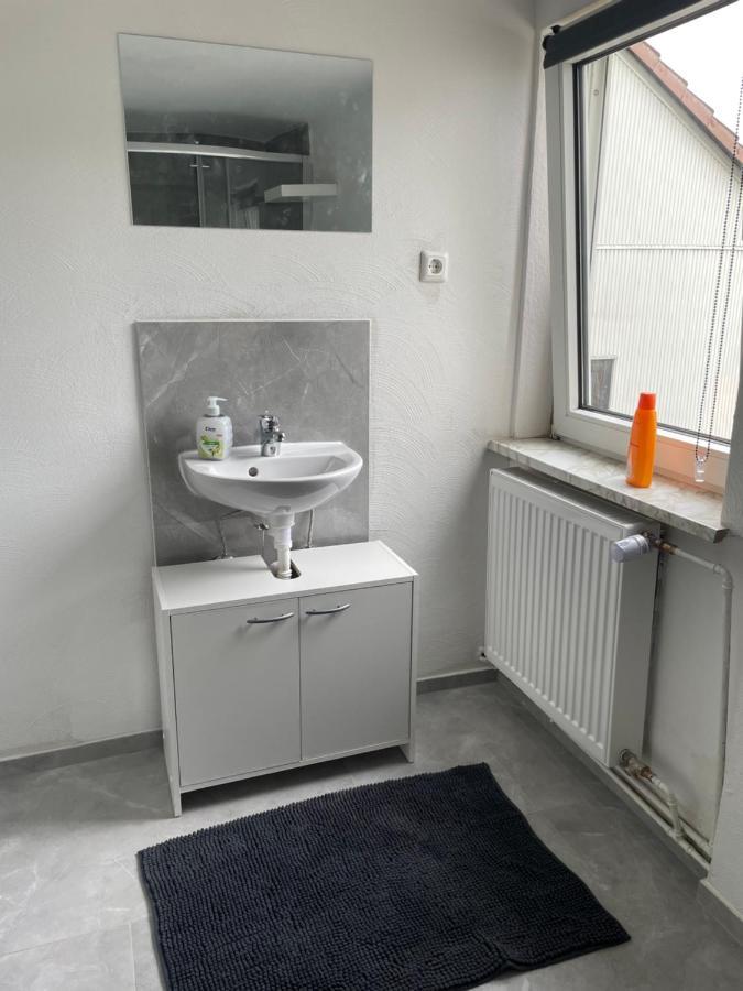 Monteurwohnungen Zentral Lll Apartament *